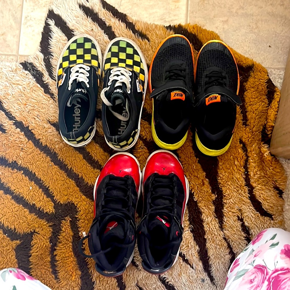 Designer shoe bundle size 1y